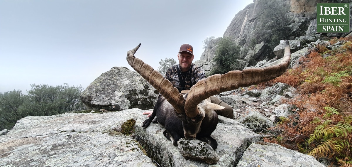 Nik Hoffman hunting with Iberhunting Spain (2)